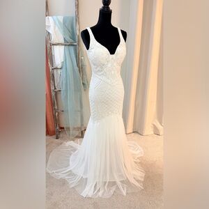 NWT Kentworth Ivory Low Back Sequin Beaded Trumpet Wedding Formal Dress Small